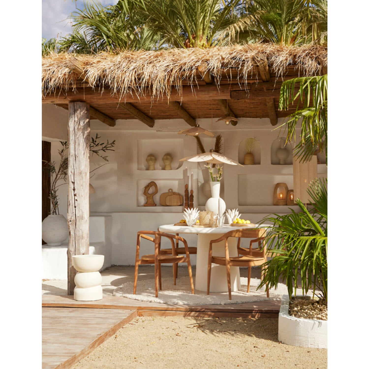 Runder Esstisch KULONA Ø140 cm Creme, Massivholz-Optik, 76 cm Höhe